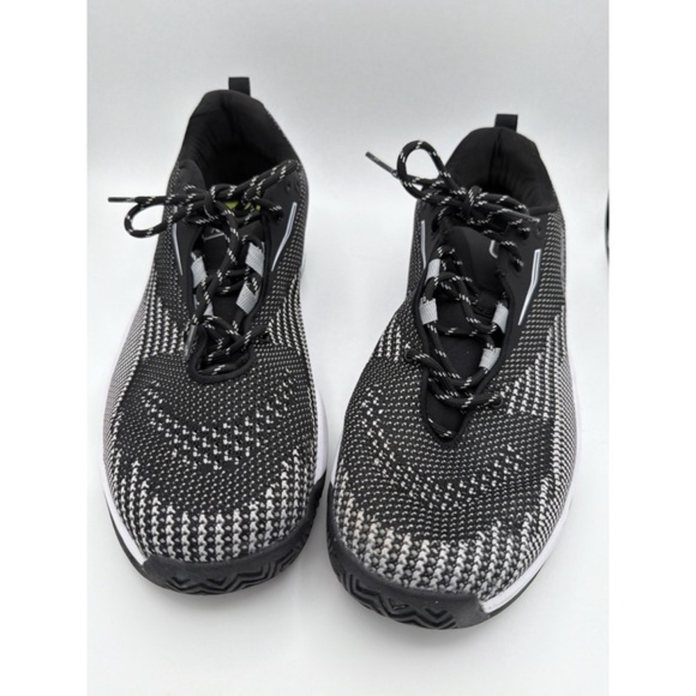 AND1 Men's Basketball Shoes Size 13 Black White Knit Athletic Sneakers.     1594